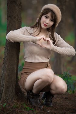 美女扒开大腿让我爽视频